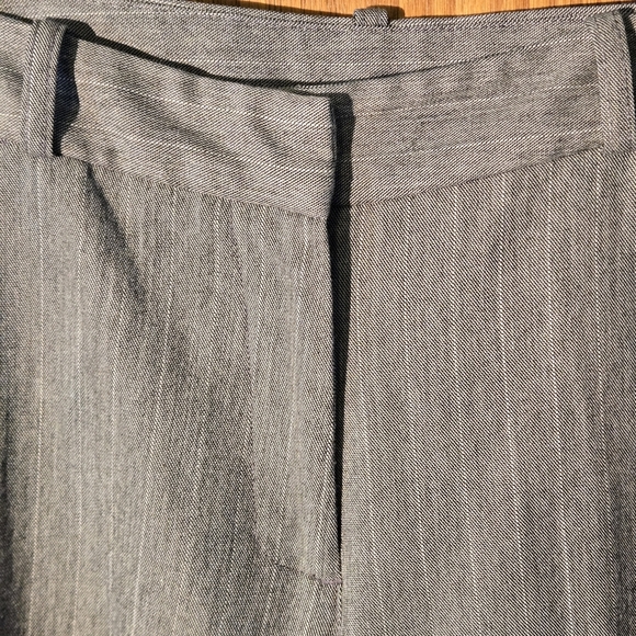 Worthington Petite Modern Fit Gray White Pinstripe Wide-Leg Trousers Women's 14P - Picture 5 of 15
